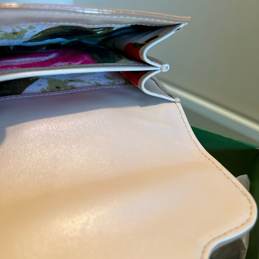 NEW kate spade ♠️ Small Wallet in Cream with Brogue Detail - Picture 6 of 13